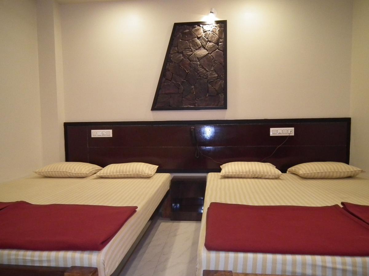 Galaxy Lodge Chikmagalūr Kültér fotó